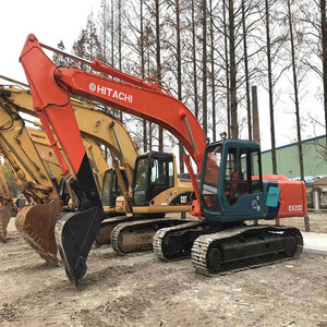 Excavateur sur chenilles d'occasion Hitachi EX200 de fabrication japonaise bon marché - Product Image 1