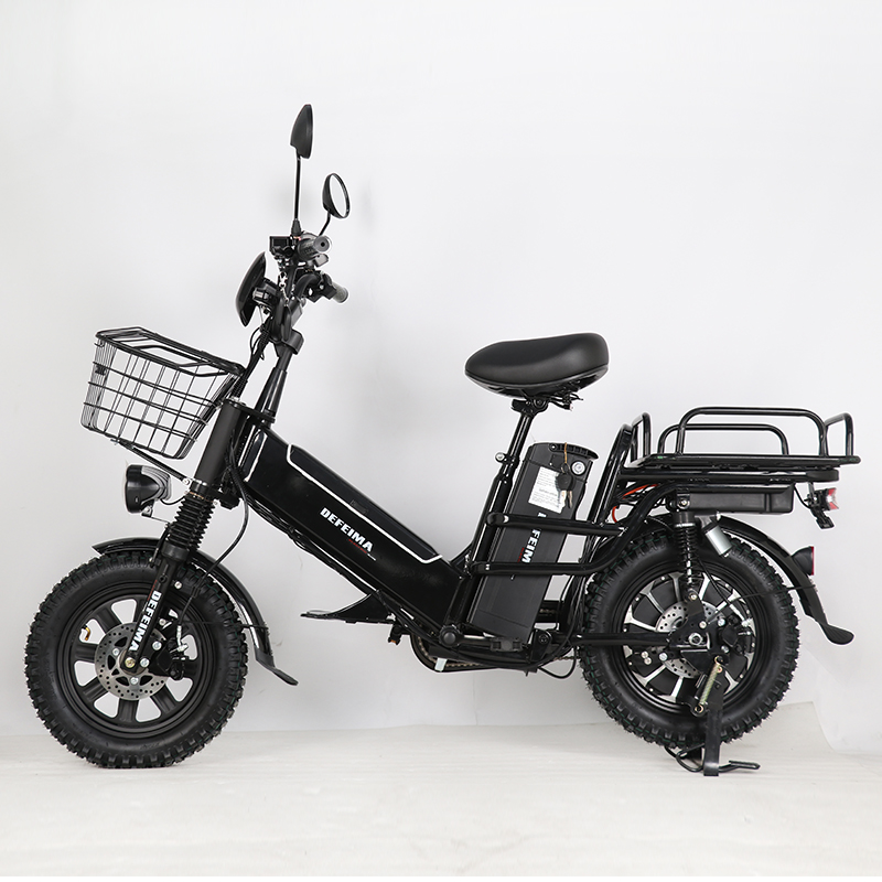 E Monster High-Speed Electric Motorcycles for Thrill Seekers