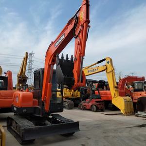 Mini-excavatrice sur chenilles hydraulique Doosan DH55 d'occasion, 90 % neuve, 5 tonnes, avec moteur d'origine coréen, garantie 1 an - Product Image 2