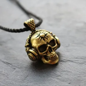 Collar con Colgante de Calavera y Auriculares <span class=keywords><strong>Death</strong></span> Rock para Hombre, Cadena Punk, Joyería Creativa para Novio, Regalo, Venta al por Mayor - Product Image 2