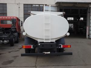 Gloednieuwe Capaciteit Olie <span class=keywords><strong>Bowser</strong></span> 6000 Liter Brandstof Tanker Truck Met Dispenser En <span class=keywords><strong>Flow</strong></span> Meter - Product Image 5