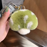 Jtkdxqs Porte-clés pendentif champignon mignon en peluche de dessin animé, accessoire de sac à dos, avec empiècements de couleurs, petit porte-clés