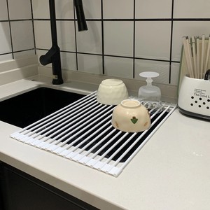 Scolapiatti Pieghevole in Silicone per Cucina, Supporto per Piatti e Ciotole, Facile da Riporre - Product Image 6
