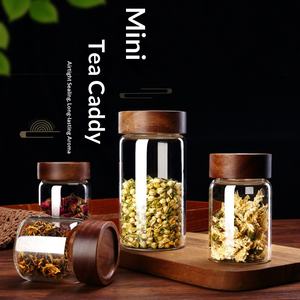 Boîte à thé carrée en verre hermétique – Idéale pour les maisons d'hôtes, salons de thé, usage domestique, stockage de collations et céréales – Design moderne et épuré pour les fêtes - Product Image 1