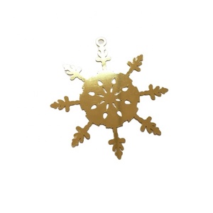 Bán Buôn Tùy Chỉnh Thiết Kế Mạ Vàng Giáng Sinh Đồ Trang Trí Kim Loại Bông Tuyết - Product Image 5