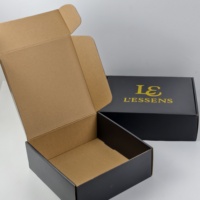 Boîte d'expédition en carton ondulé noire avec logo personnalisé imprimé pour l'emballage postal