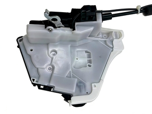 Puerta Eléctrica <span class=keywords><strong>de</strong></span> Succión a <span class=keywords><strong>Precio</strong></span> <span class=keywords><strong>de</strong></span> Fábrica para <span class=keywords><strong>Nissan</strong></span> Patrol <span class=keywords><strong>2022</strong></span>+ <span class=keywords><strong>PATHFINDER</strong></span> 2024 Ariya 2025, Sistema <span class=keywords><strong>de</strong></span> Cierre Suave para Carrocería - Product Image 5