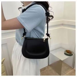 2026 New Wholesale Ladies <b>Small</b> Crossbody <b>Bag</b> <b>Black</b> Love Shape Saddle <b>Small</b> Crossbody <b>Bags</b> for Women - Product Image 5