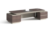 Escritorio de Oficina de Madera con Caja para Cables Oculta, Tomas de Corriente Integradas y Almacenamiento con Cerradura de Contraseña - Diseño para Oficinas Comerciales/Domésticas