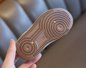 รองเท้าเด็ก ฤดูใบไม้ร่วงและฤดูหนาว รองเท้ากีฬาเด็กแบบใหม่ รองเท้าผ้าใบลำลองสำหรับเด็กผู้ชาย รองเท้าหุ้มข้อสูง - Product Image 6