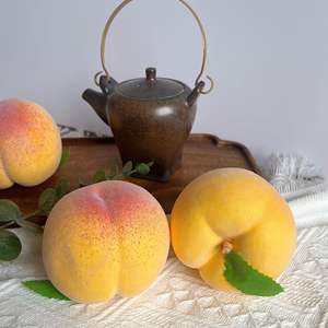 Duraznos Amarillos Realistas, Frutas Artificiales para Ocasiones Festivas, Halloween, Navidad, Pascua, Acción de Gracias - Product Image 3