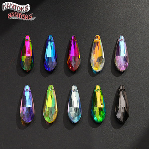 Perles en verre cristal en forme de goutte d'eau multicolores de Nantong pour accessoires de bijoux DIY - Product Image 1