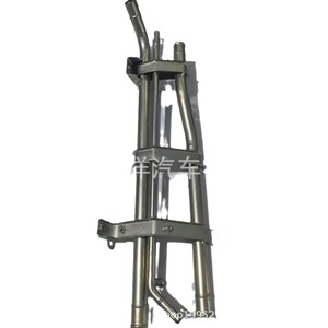 Manguera de Refrigerante Suzuki 17820-61J00, Tubo de Agua de Hierro para el Sistema de Refrigeración del Motor, Pieza de Repuesto - Product Image 1