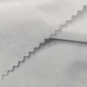 Bán buôn 100% <span class=keywords><strong>polyester</strong></span> lụa taffeta vải chống tĩnh túi lót vải cho may mặc ăn mặc sử dụng - Product Image 2