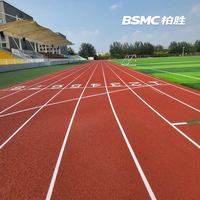 Lapangan Lari Atletik Sistem Sandwich 13mm Permukaan PU Dua Komponen untuk Stadion Universitas