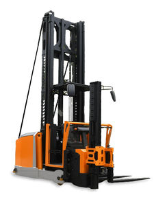 מלגזות חשמליות תלת-כיווניות לעבודה במעבר צר מאוד, מלגזות VNA, מלגזות חשמליות תלת-כיווניות בעלות יעילות גבוהה - Product Image 2