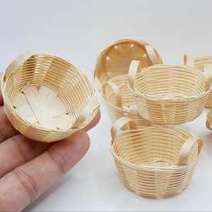 Panier de rangement en bambou tissé polyvalent avec un design élégant, parfait pour organiser les articles ménagers, léger - Product Image 1