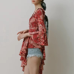 Женское асимметричное платье с рюшами и длинным рукавом - Product Image 2