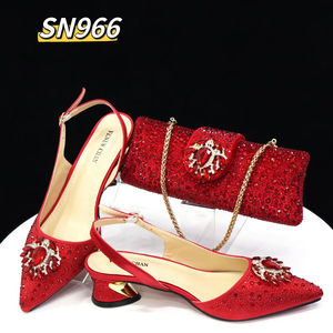 Inmyshop 2024 <span class=keywords><strong>tacco</strong></span> <span class=keywords><strong>basso</strong></span> <span class=keywords><strong>scarpe</strong></span> e borsa Set genuino italiano abbinamento <span class=keywords><strong>scarpe</strong></span> e borsa Set di alta qualità con catena di pietra per le donne del partito - Product Image 2