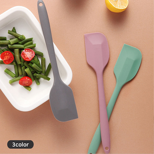 Spatola Multiuso in Silicone Ecologico, Resistente al Calore, Flessibile, Lavabile in Lavastoviglie, Adatta al Forno, Utensile per Pasticceria - Product Image 2