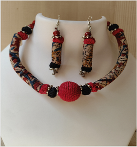 Collar de Cuentas Hecho a Mano para Mujer, Diseño Clásico con Forma de Corazones, Joyería Vintage para Bodas, Moda Hindú - Product Image 2