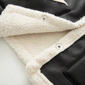 <span class=keywords><strong>Gilet</strong></span> matelassé <span class=keywords><strong>sans</strong></span> manches en peau de mouton pour <span class=keywords><strong>femme</strong></span>, modèle 2026 personnalisé, avec fermeture éclair sur le devant et bordure en fausse fourrure, veste d'extérieur chaude OEM et ODM - Product Image 5