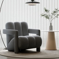 Fauteuil lounge Azure en velours avec structure en bois sculpté, fauteuil d'appoint rembourré, vente en gros, idéal pour petits espaces, salon et maison