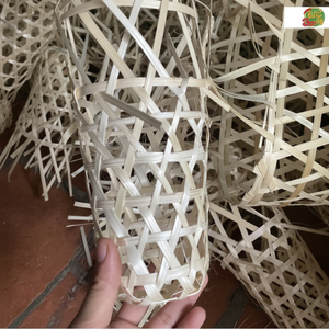 ที่วางแก้วไม้ไผ่ตกแต่งด้วยมือจากเวียดนามเหมาะสำหรับเสิร์ฟชากาแฟหรือน้ำผลไม้ในบ้านและพื้นที่ต้อนรับ - Product Image 1