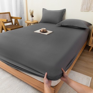 Comfortable and skin-friendly cotton sheets, dustproof and protective bedding, wholesale single and <b>double</b> <b>bedspreads</b>, solid - Product Image 4