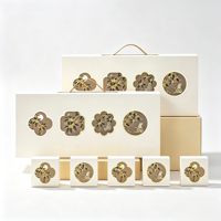 Boîte cadeau haut de gamme personnalisée avec poignée, pelliculage mat, estampage à chaud - Emballage rigide avec couvercle à rabat pour coffrets cadeaux cosmétiques et parfums