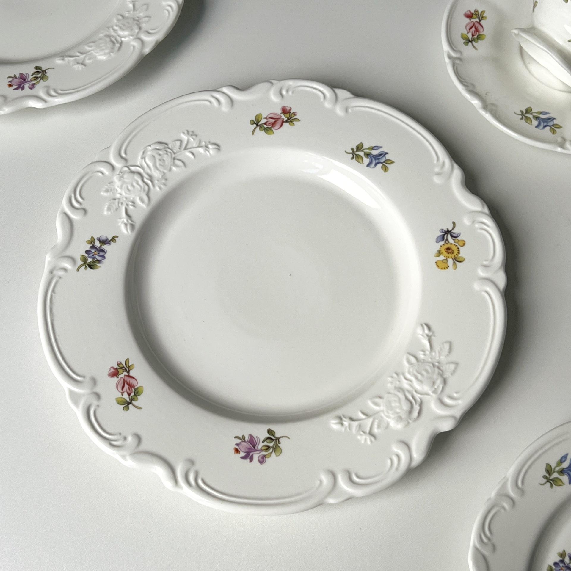 Romantic Floral Print 10-inch 25.5*2.5