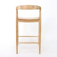 Tabouret de bar en bois massif nordique avec accoudoirs et dossier incurvé, chaise de bar en bois pour îlot de cuisine