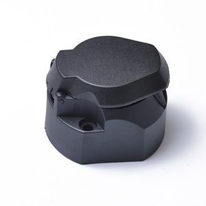 Automotive 7 Pin Plastic Power Connector Adapter Black <b>12V</b> Trailer <b>Plug</b> - Product Image 3