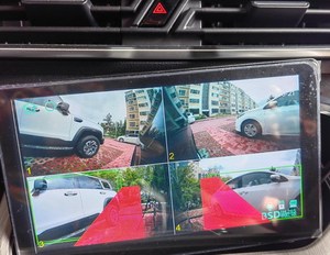 DVR a 4 Canali per Auto e <span class=keywords><strong>Camper</strong></span> con Telecamera Anteriore e Posteriore, <span class=keywords><strong>Specchietto</strong></span> Elettronico a Doppia Lente con Visione Laterale e Posteriore e Monitoraggio Punti Ciechi - Product Image 4