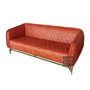 Bộ Sofa Da Đỏ Cổ Điển Retro, Bàn Chải Da Vân Sang Trọng, Chân Thép Không Gỉ Màu Vàng, Ghế Sofa Phòng Khách Kiểu Cổ, Câu Lạc Bộ Khách Sạn