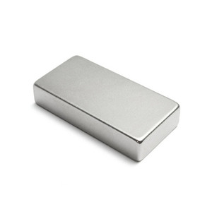 Nam châm Neodymium <span class=keywords><strong>50mm</strong></span> mạnh mẽ imn de neodinio bloco N35 N52 50x20x2 50x20x10 50x25x20mm Khối neodym nam châm - Product Image 5
