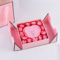 TC Lujoso lazo de doble puerta caja de joyería de flores de jabón Collar de flores artificiales almacenamiento Regalo de cumpleaños del Día de San Valentín de la madre