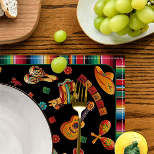 Decoración <span class=keywords><strong>de</strong></span> restaurante <span class=keywords><strong>Día</strong></span> mexicano <span class=keywords><strong>de</strong></span> los muertos Dibujos animados Color Rectangular Lino Aislamiento Pad Mantel estampado a rayas - Product Image 3