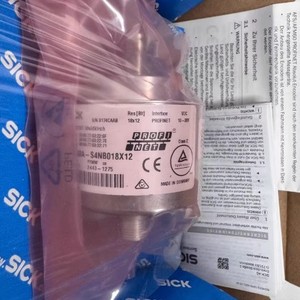 Codificador Absoluto SICK AFM60A-S4NB018X12 con Interfaz PROFINET, Fabricado en Alemania - Product Image 1