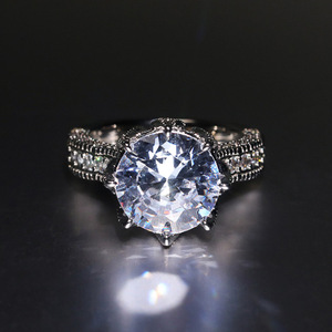 Anello Nuziale Grande Stile Pietra, Elegante Anello da Dito per Donna - Product Image 5