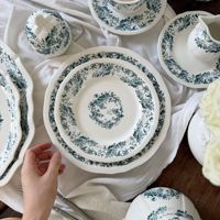 Ensemble de vaisselle en céramique verte à fleurs de style vintage européen, assiettes à bords ondulés, plat de service, assiette à soupe pour la décoration de la table à la maison