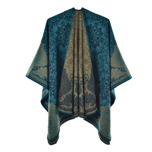 <span class=keywords><strong>Elegante</strong></span> inverno caldo Poncho <span class=keywords><strong>nero</strong></span> <span class=keywords><strong>nero</strong></span> grigio doppio lato solido <span class=keywords><strong>scialle</strong></span> in acrilico avvolge Design personalizzato in poliestere - Product Image 3