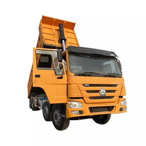 Camion à <span class=keywords><strong>benne</strong></span> basculante SINOTRUK HOWO 6x4 8*4 371 375 336hp <span class=keywords><strong>benne</strong></span> Euro 2/3 Diesel camion d'occasion - Product Image 1