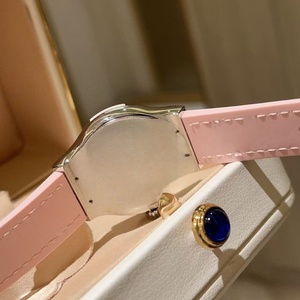 Diseños de marcas juveniles Relojes de mujer lujosos y de moda con correas rosas de moda personalizadas, un superventas transfronterizo - Product Image 3