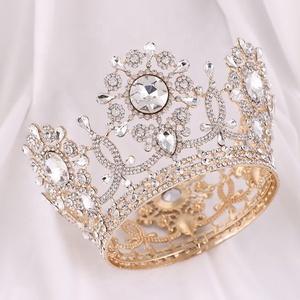 Couronne de Reine de <span class=keywords><strong>Luxe</strong></span> en Alliage avec Incrustations de Cristaux AB, Multi-Arches Creuses et Multi-Courbes - Product Image 3
