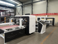 Machine de conversion de cartons en carton ondulé / Machine automatique de pliage et de collage de boîtes en carton