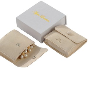 Bolsa de Almacenamiento para Anillos de Microfibra de Alta Calidad y Gran Grosor, Bolsa para Joyería con Logotipo Grabado Personalizado, Tamaño Pequeño, con Botón - Product Image 1