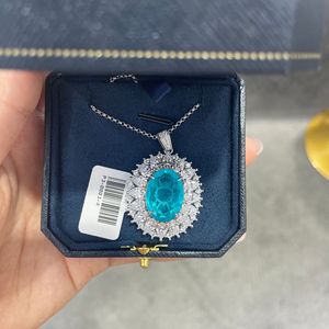 Collier pendentif de luxe en argent plaqué 925 avec zircon cubique pavé complet, imitation Paraiba bleu, cadeau élégant pour femme - Product Image 4