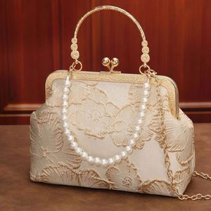 Nouvelle Pochette de Soirée Cheongsam Style National Chinois avec Chaîne à Clipser, en Polyester, Design Perles Dorées, Solennelle - Product Image 1