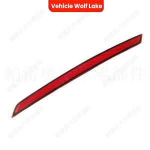 Reflector Trasero para Parachoques Wolf Lake, LED Rojo Plano 5050 para Volkswagen Polo Sedán 2016-2020, Pieza CLH8070133201 - Product Image 1
